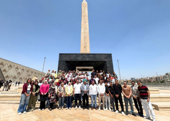 طلاب من أجل مصر بجامعة عين شمس تنظم زيارة إلى المتحف المصري الكبير