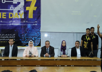 حاسبات عين شمس تحتفل بطلابها الجدد والقدامى