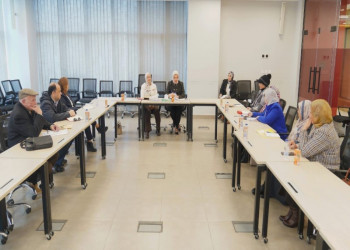 The Vice President of Ain Shams University for Postgraduate Studies and Research meets with the Institutional Animal Care and Use Committee (IACUC)