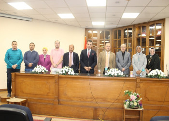 The Scholarships and Awards Office organizes an introductory seminar at the Faculty of Arts on the conditions for applying for the State and University awards of Incentive and Appreciation and the Pioneer Award