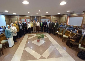 تربية عين شمس تكرم أعضاء هيئة التدريس الحاصلين على جوائز الدولة والجامعة والعلماء المدرجين بقائمة ستانفورد لأفضل 2% من علماء العالم
