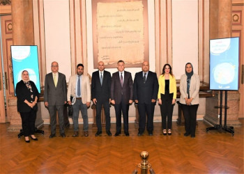 The President of Ain Shams University receives the Assistant President of the Petroleum Authority for Social Responsibility to discuss ways of cooperation