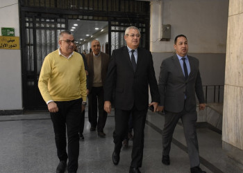 The Vice President of Ain Shams University for Education and Student Affairs follow up on first-semester examinations at the Faculties of Business and Al-Alsun