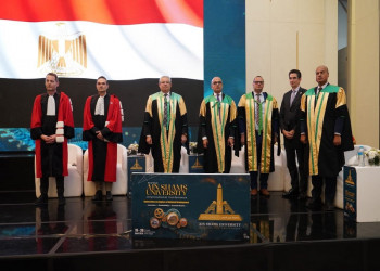 اليوبيل الفضي وحصاد 25 عاماً.. جامعة عين شمس تحتفل بتخريج الدفعة الـ20 من القسم الفرنسي بكلية الحقوق