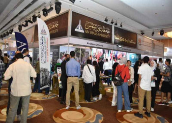 For the second day in a row... the pavilion of Ain Shams University at the "Edugate" exhibition presents 71 new and distinguished programs for those entering the university stage