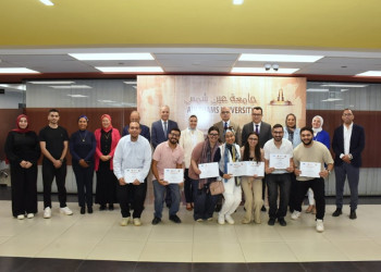The President of Ain Shams University honors the Faculty of Engineering students who won first and second place in the UNESCO "Sound in Urban Design" competition