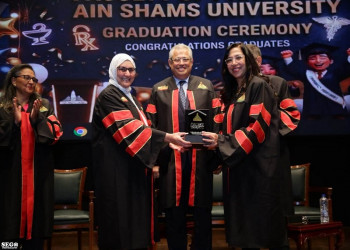 صيدلة عين شمس تحتفل بتخريج دفعة 2025 من برنامج PharmD – Clinical Pharmacy