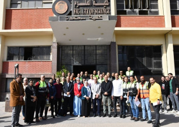 تجربة إخلاء ناجحة بكلية العلوم بجامعة عين شمس في خمس دقائق