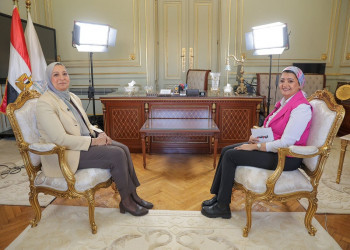 Following her recognition by Mrs. Entissar El-Sisi, Dr. Ghada Farouk is a guest on Hemmat Salama's podcast, " elkalam 3ala eh"